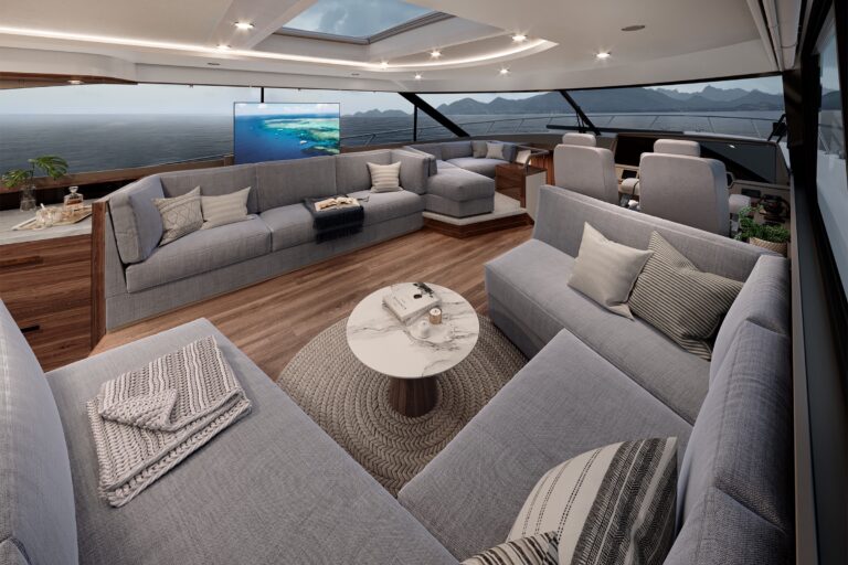 Maritimo S75 Saloon slider